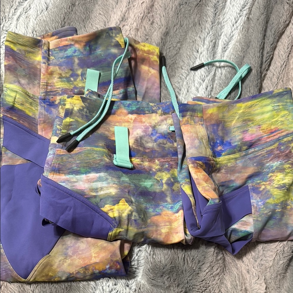 Colorful Abstract Leggings with Drawstring